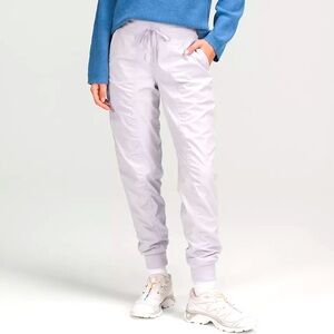 Lululemon Dance Studio Mid-Rise Jogger
Full Length in Chrome size 8